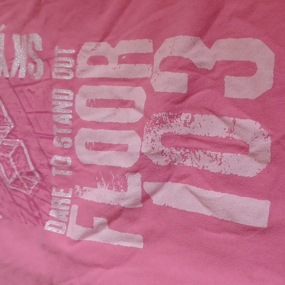 4/$30 Pink Chicago Skydeck Tee - Size Medium (7/8 - Girl) - Picture 6 of 6